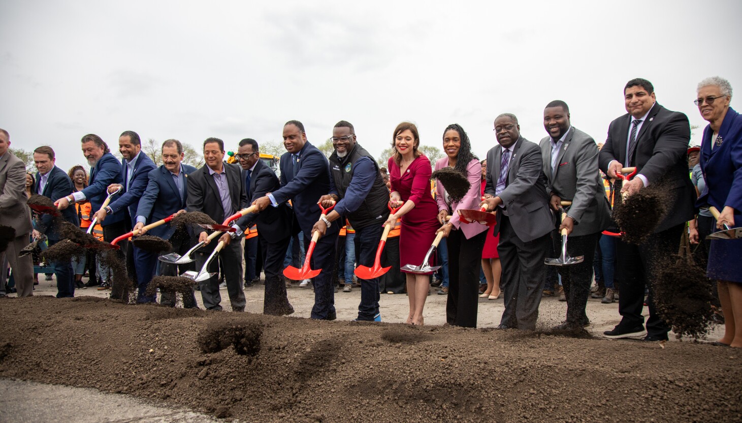 CTA Breaks Ground on Red Line Extension's First Station