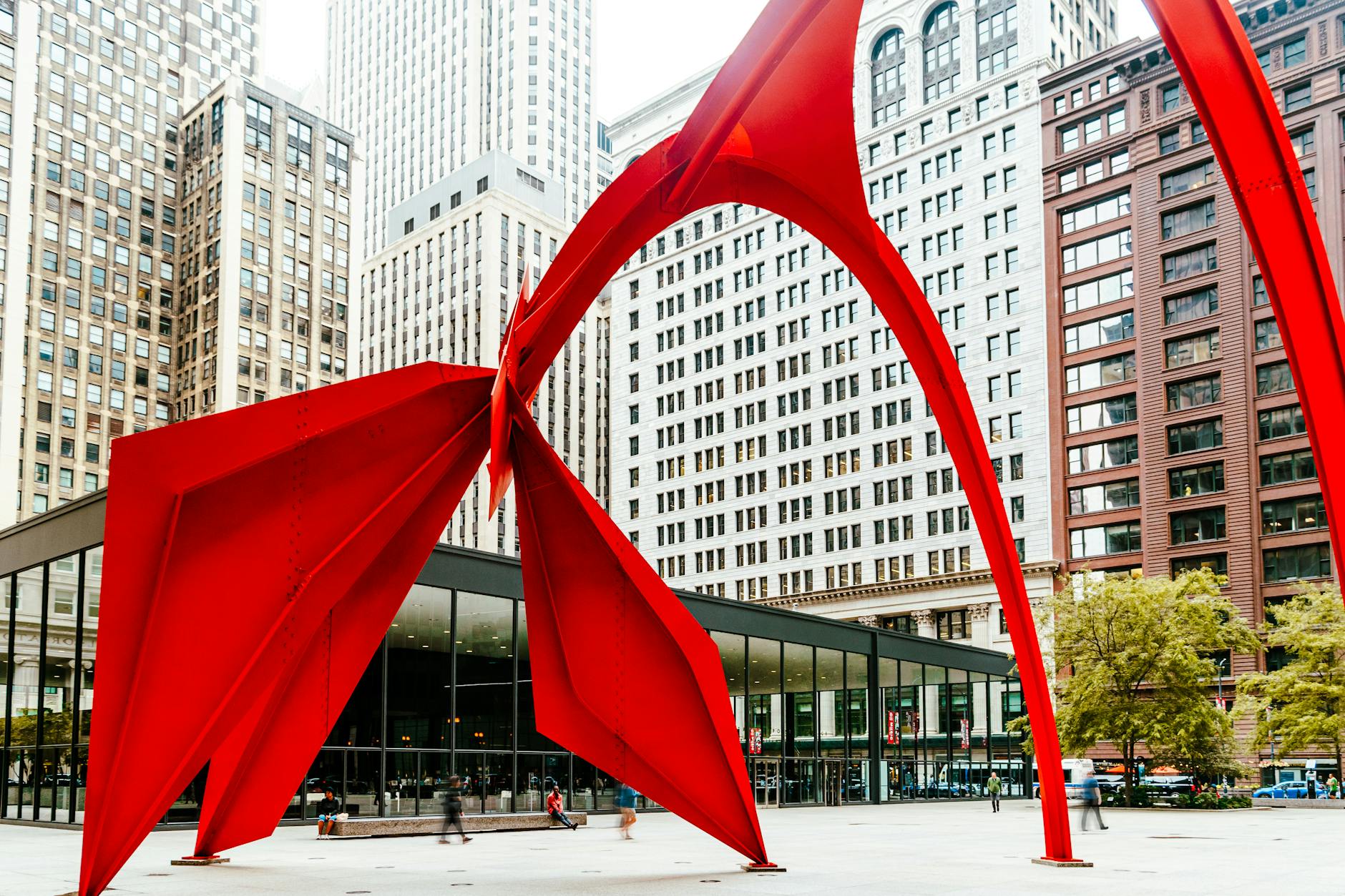 West Loop Office Vacancy Hits 25%, Developers Pivot to Residential as Remote Work Reshapes Chicago Real Estate